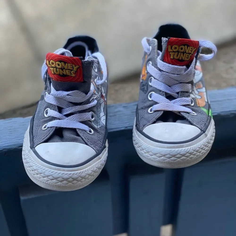 Converse Youth Looney Tunes Carrot Gray Sz 12